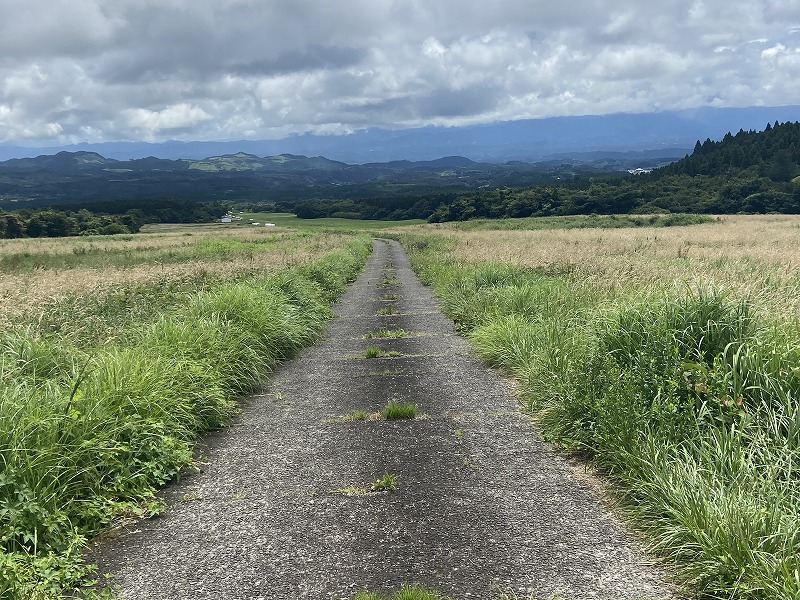 九州自然歩道 111日目 標高454mの秘湯から標高1303mの秘湯を目指して 大分県竹田市直入町長湯温泉～竹田市久住町法華院温泉山荘 ...