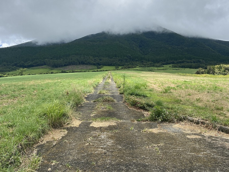 九州自然歩道 111日目 標高454mの秘湯から標高1303mの秘湯を目指して 大分県竹田市直入町長湯温泉~竹田市久住町法華院温泉山荘 ...