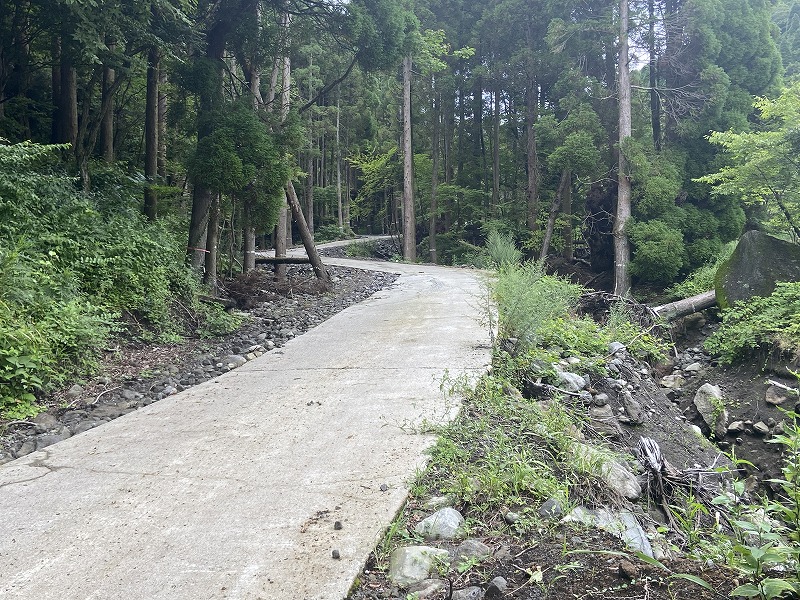 九州自然歩道 111日目 標高454mの秘湯から標高1303mの秘湯を目指して 大分県竹田市直入町長湯温泉～竹田市久住町法華院温泉山荘 ...