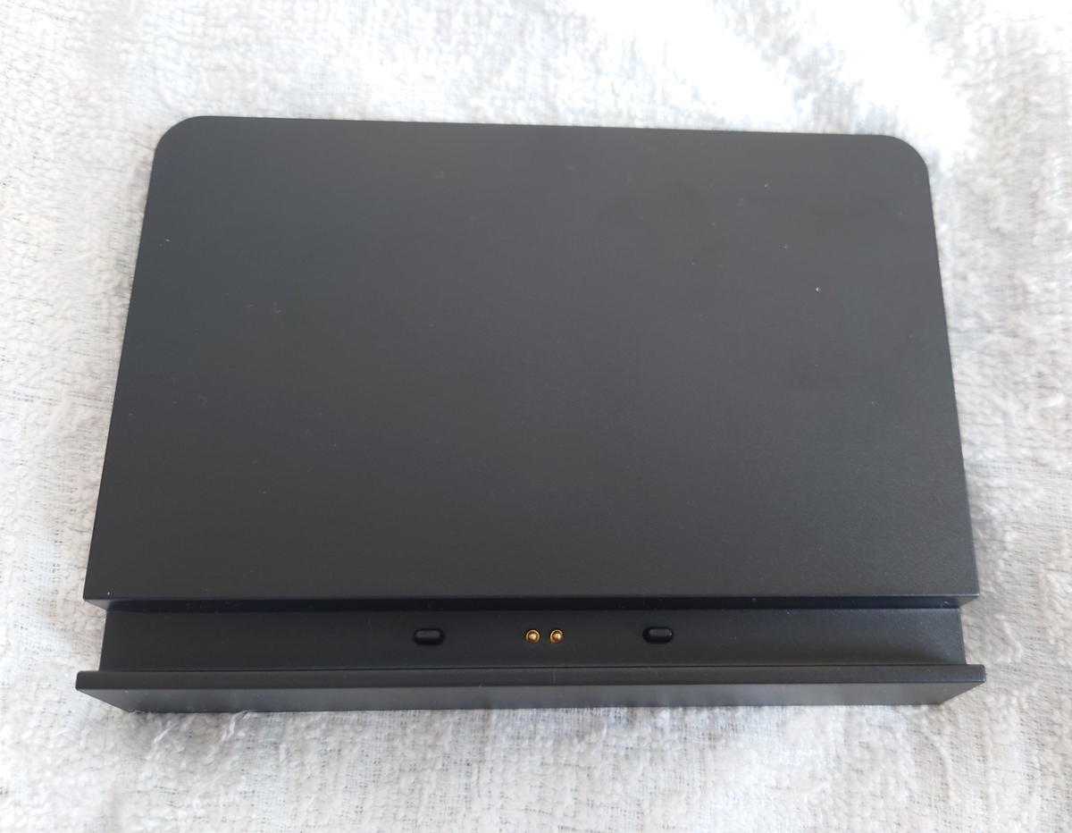 d-42A,dtab compact,充電台,