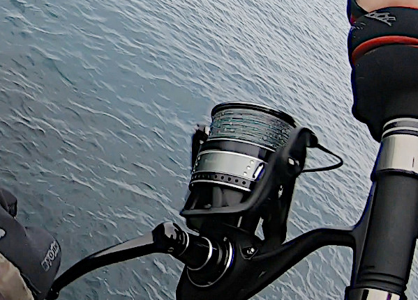 ショアジギング・プラッキングセット ライトショアジギングに必要なもの紹介(ライン、リーダー、ルアー