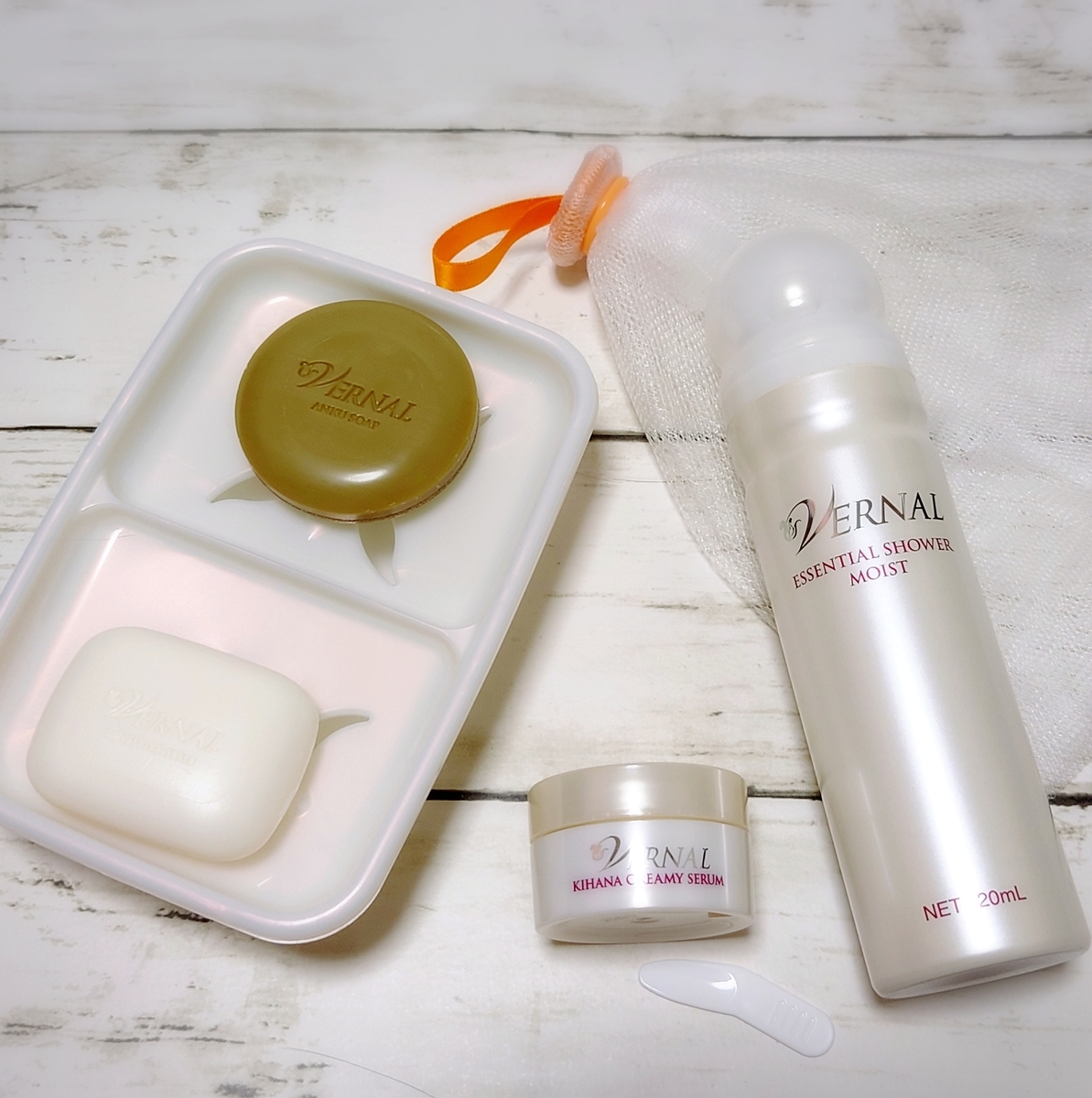 ヴァーナル洗顔お得セット Amazon | ヴァーナル もち肌洗顔セット 洗顔せっけん 30g×2個（1