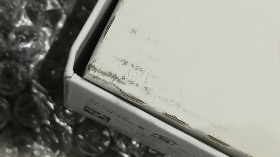 嘘の表記は許せない！ メルカリで商品の状態：「未使用に近い