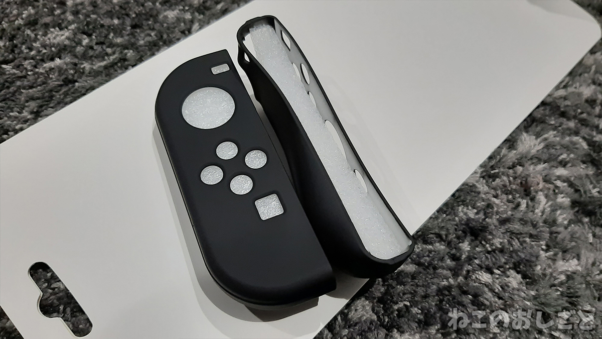 傷や汚れから守れ 任天堂switchのソフトケースを買ってみた これは良い商品かもしれん ねこのおしごと