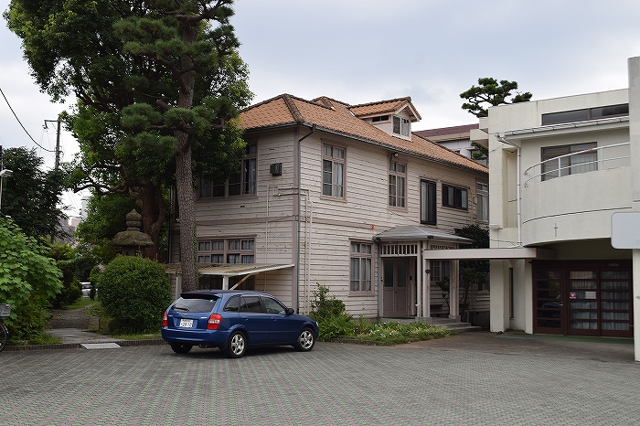 こんな教会初めて見た カトリック片瀬教会 に行ってきたっぺ 社内ニートが巡る全国旅日記