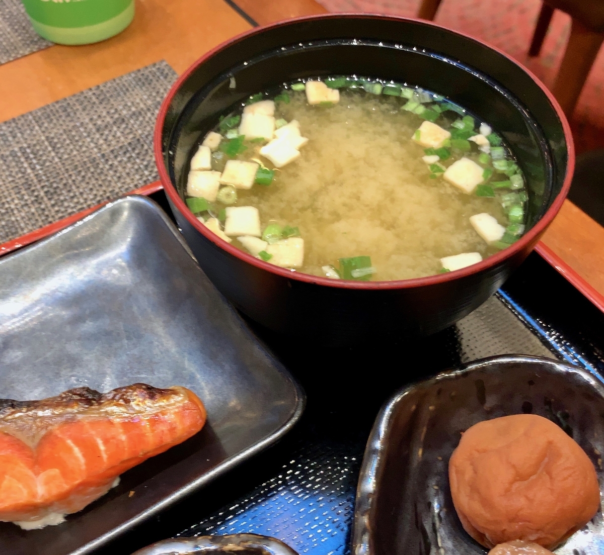 ホカホカご飯に味噌汁 納豆 梅干しが食べられる幸せ ニューヨーク キタノホテル Jazz At Kitano ボクの記憶 ニール ちくわぶ