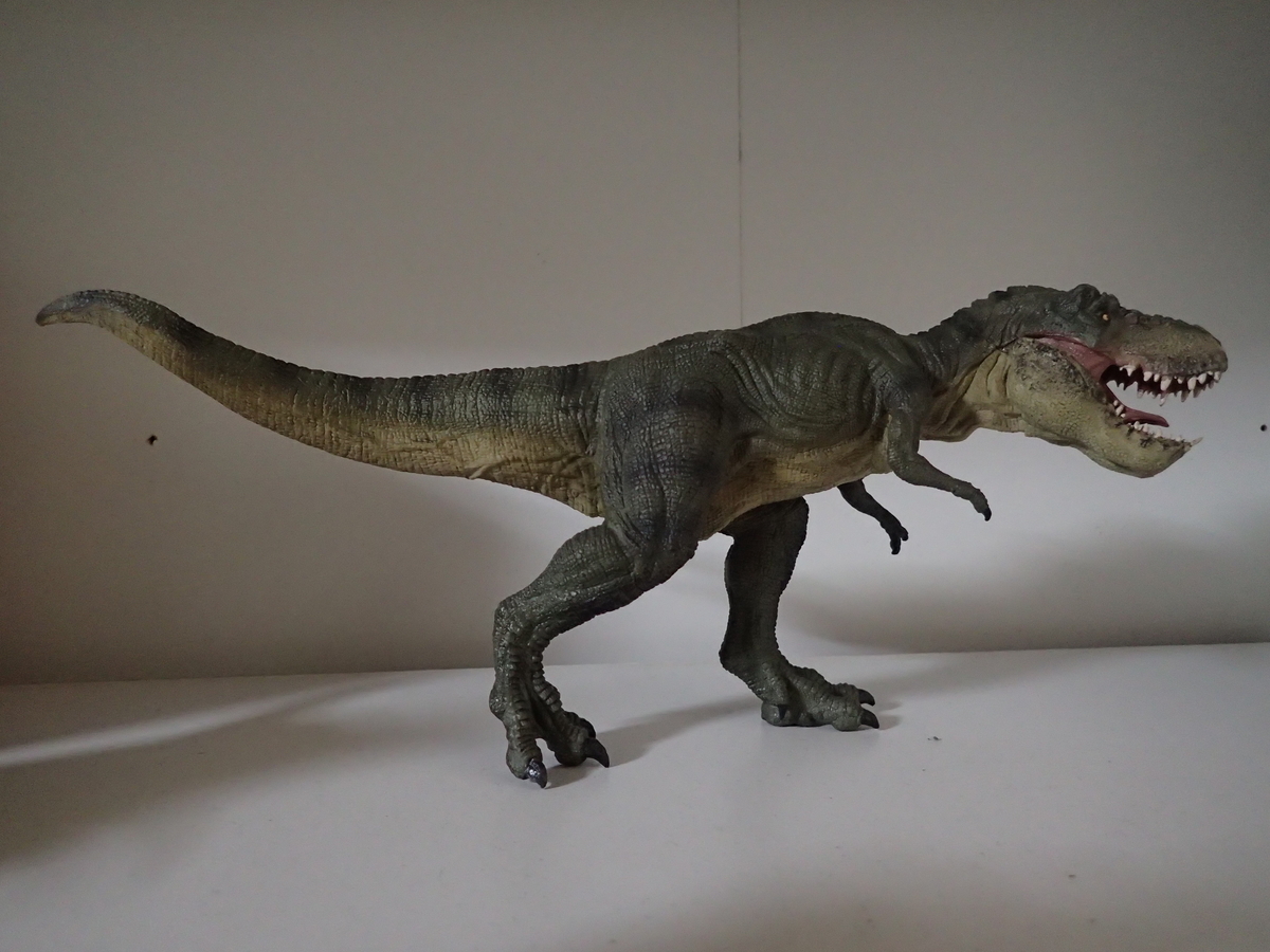 古生物ファンおすすめ】PAPO社製ティラノサウルス - ねいため