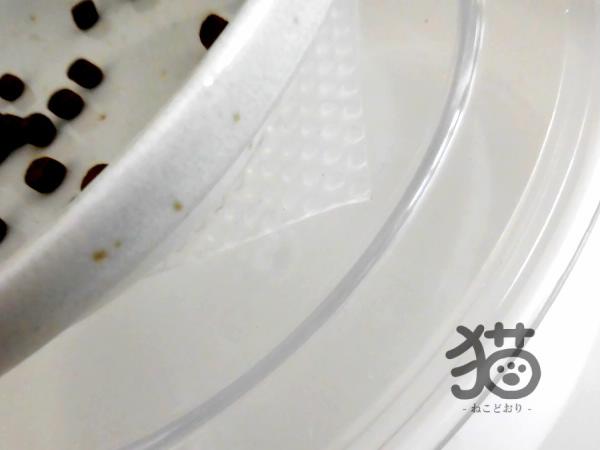 猫の食器下に敷く滑り止めシートを交換 猫どおり