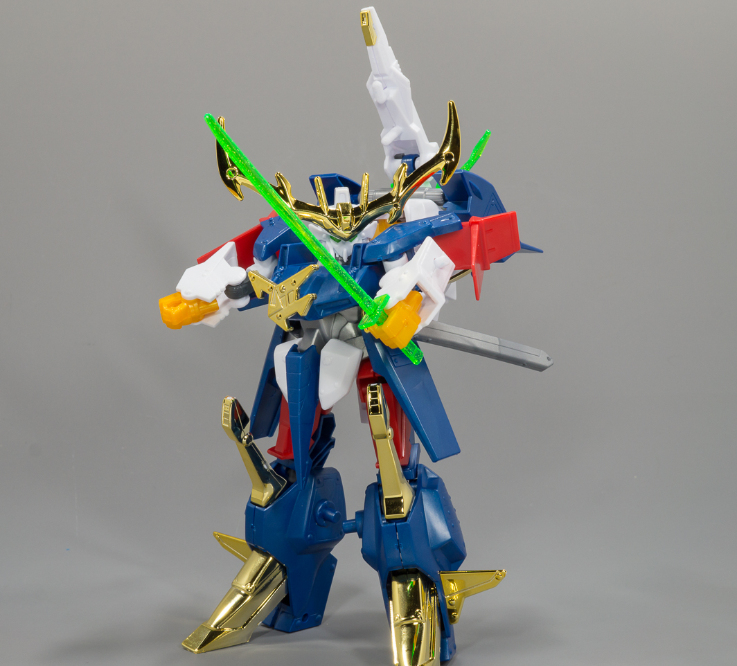BB戦士 鉄機武者鋼丸 カラーメッキバージョン 非売品 未使用 美品 BB戦士 鉄機武者鋼丸 カラーメッキバージョン 非売品 未使用 美品