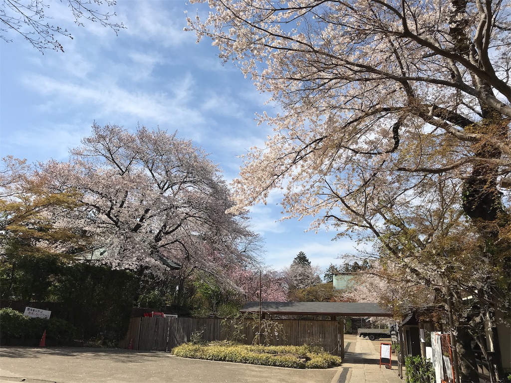 本土寺入り口