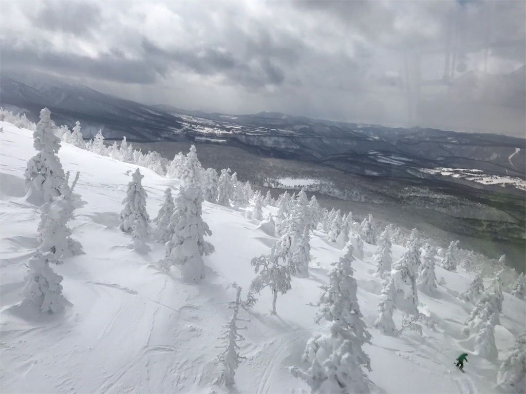 山頂からの遠景。