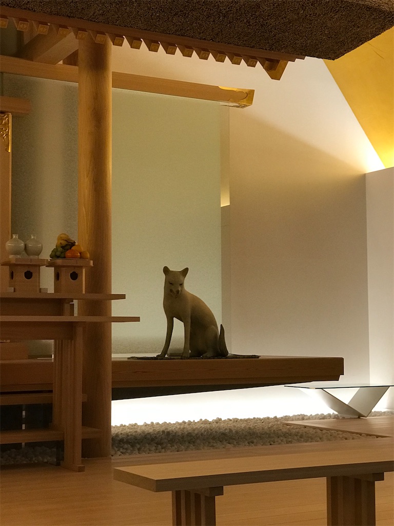 右の座のニホンオオカミ