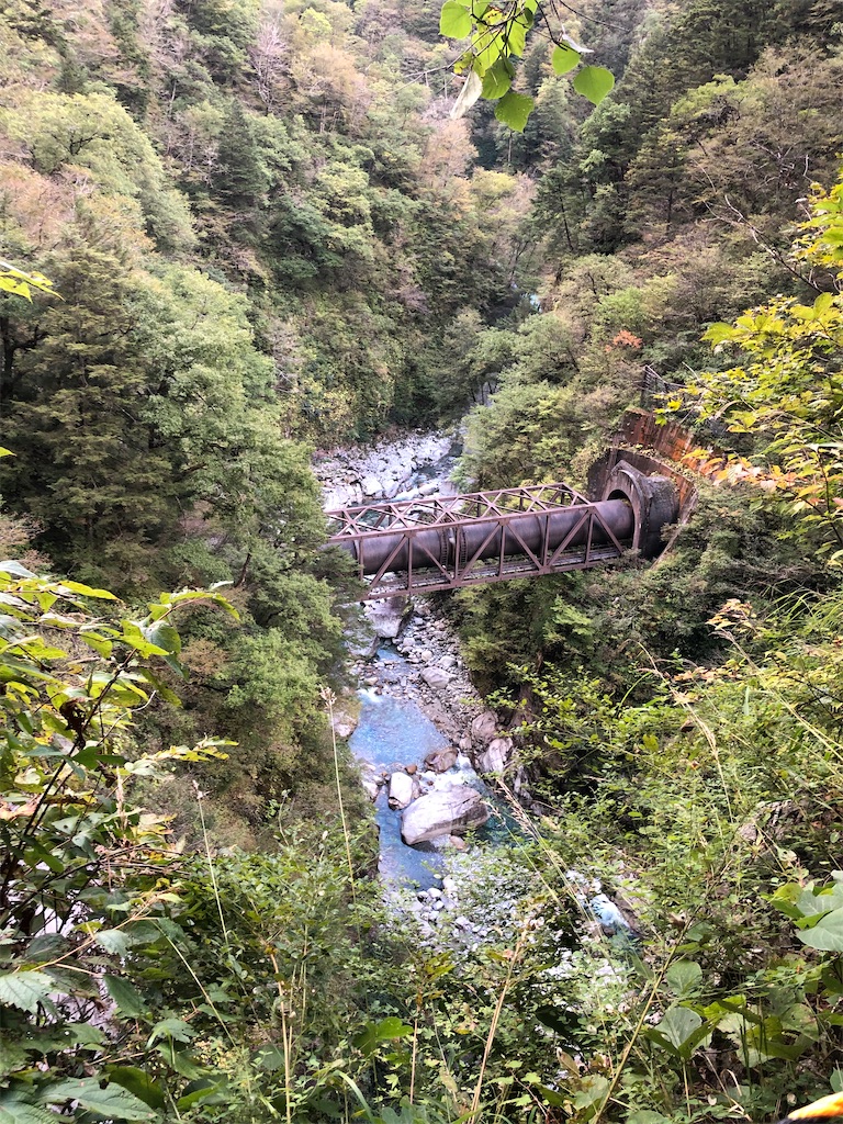 沢までものすごい高さです。