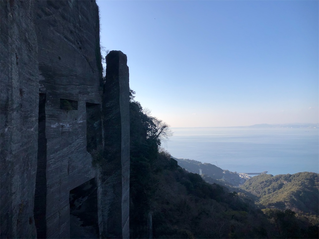 すごい高さの要塞のようです。