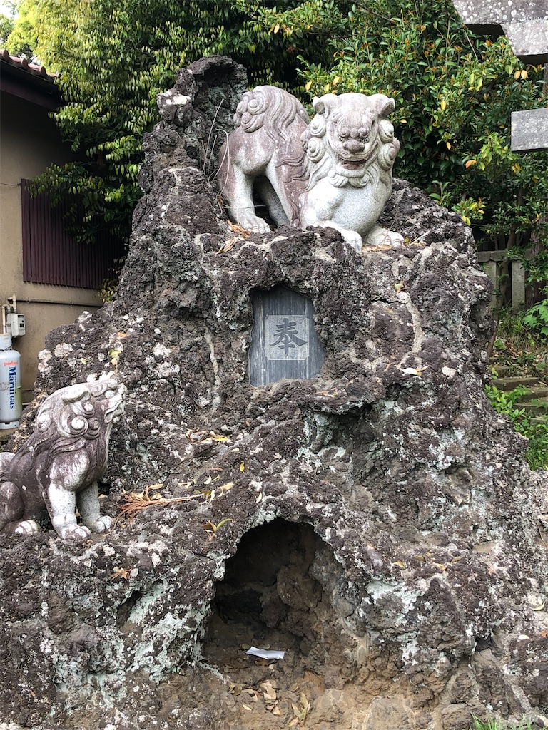 獅子の狛犬