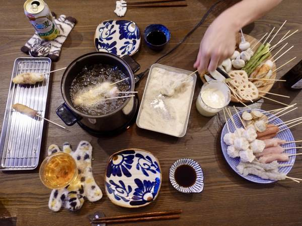卓上フライヤーのススメ おうちで串カツパーティー ネコと音楽と