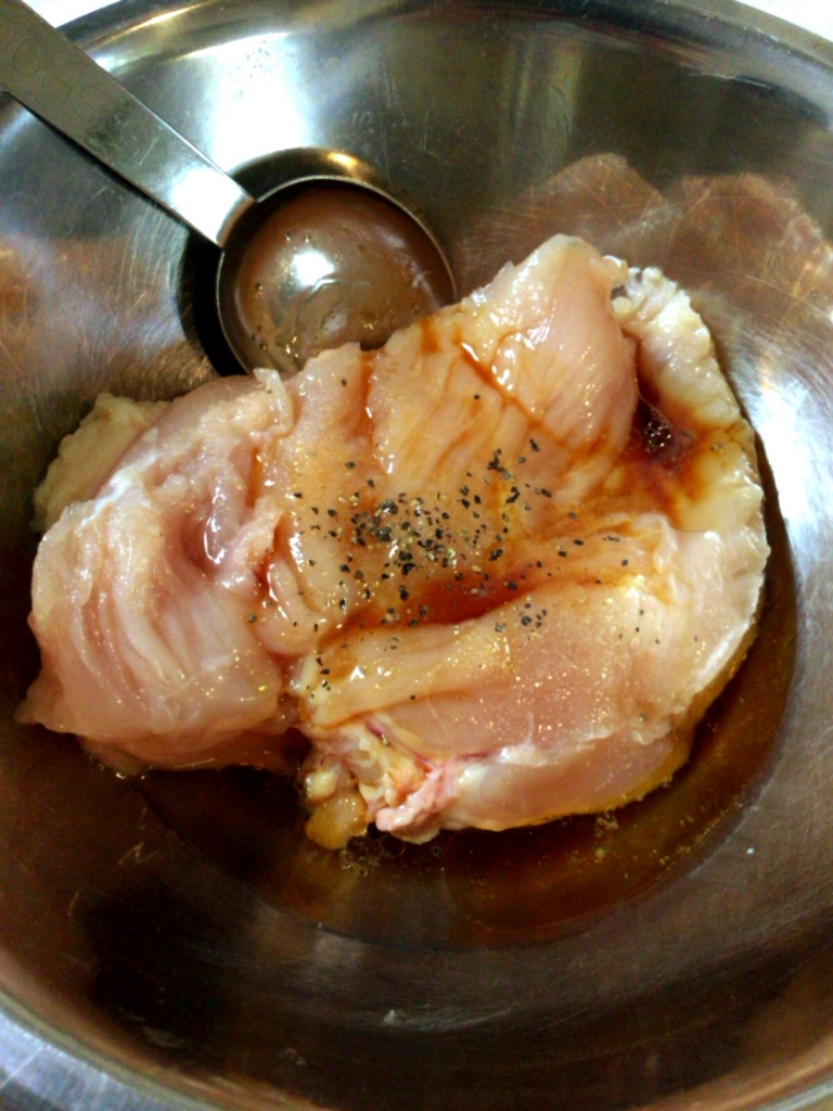 これで納得。黒胡椒ゴマ油サラダチキン これで納得。黒胡椒ゴマ油サラダチキン