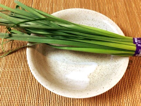 f:id:nekoyamachan:20170607200934j:plain 季節によって58円、栄養の塊ニラ