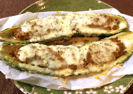 丸ごとゴーヤのカレーチーズバーグ(糖質4.2g) 丸ごとゴーヤのカレーチーズバーグ(糖質4.2g)