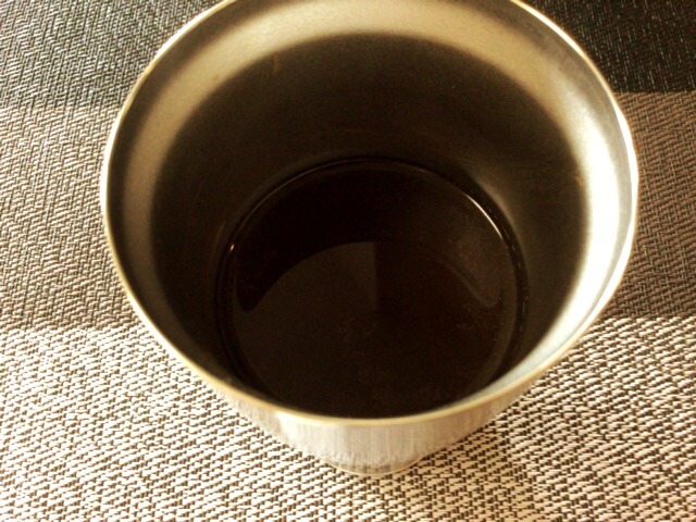 淹れ方② お湯を入れ、蒸らすだけ 淹れ方② お湯を入れ、蒸らすだけ