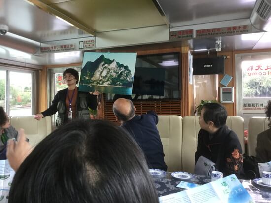 最高にハイテンションな川下りクイズ 最高にハイテンションな川下りクイズ