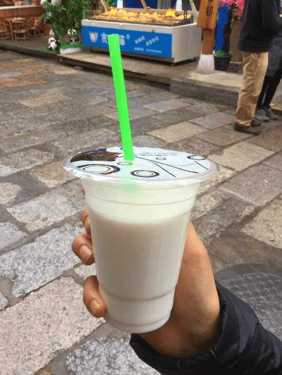 屋台の薄いココナッツミルク 屋台の薄いココナッツミルク