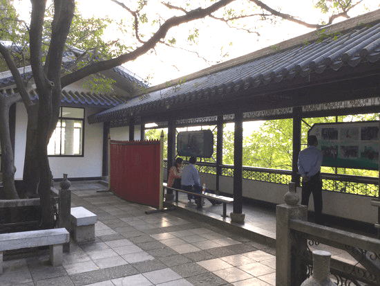 桂林の七星岩の入り口 桂林の七星岩の入り口