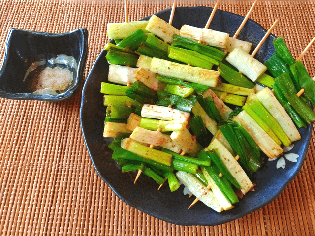 即消える蜂蜜山椒醤油の甘トロネギ串焼き（糖質6.2g）