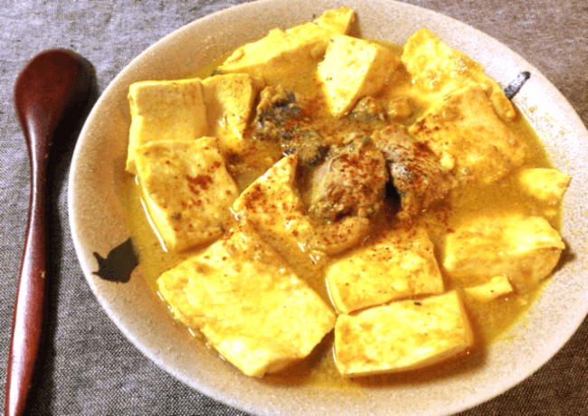 残業時はサバ缶豆腐の味噌バターカレー煮込み(糖質4.5g)