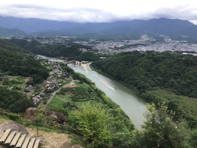 f:id:nekozanaruri:20200629010553j:plain