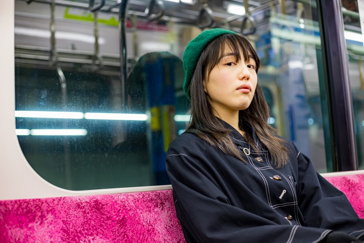 電車の気になる 迷惑行為ランキング100 眠眠カフェイン