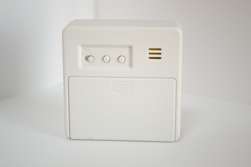 無印良品 トラベル用ワールド電波クロック 裏