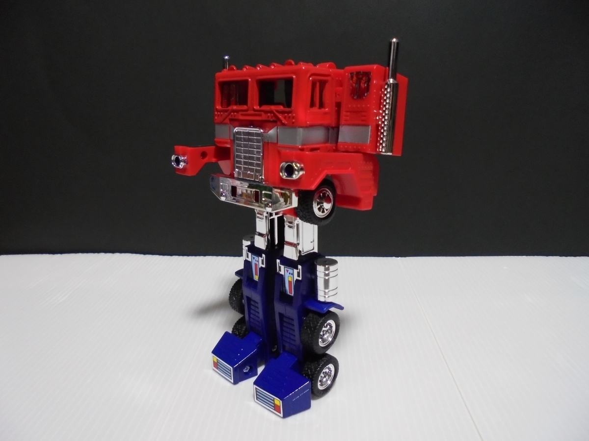 これが全ての原点…復活のG1コンボイ！ (TF35周年記念レビュー 