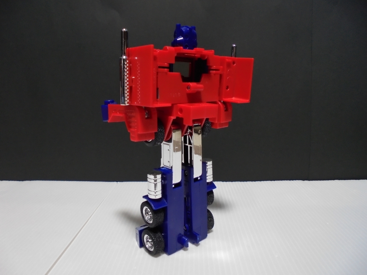 これが全ての原点…復活のG1コンボイ！ (TF35周年記念レビュー