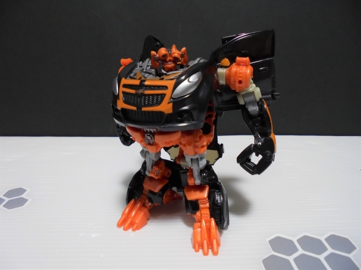 トランスフォーマー DA-07 スキッズ DA-19 マッドフラップ 2体