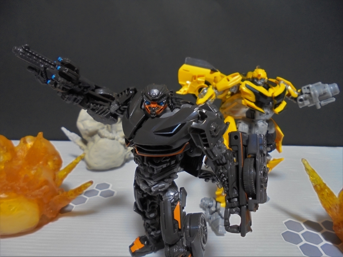 DX9 MPM ホットロッド　トランスフォーマー　マスターピース New DX9 K3 LA HIRE MPM Unique Toys Hot Rod Action Figure toy