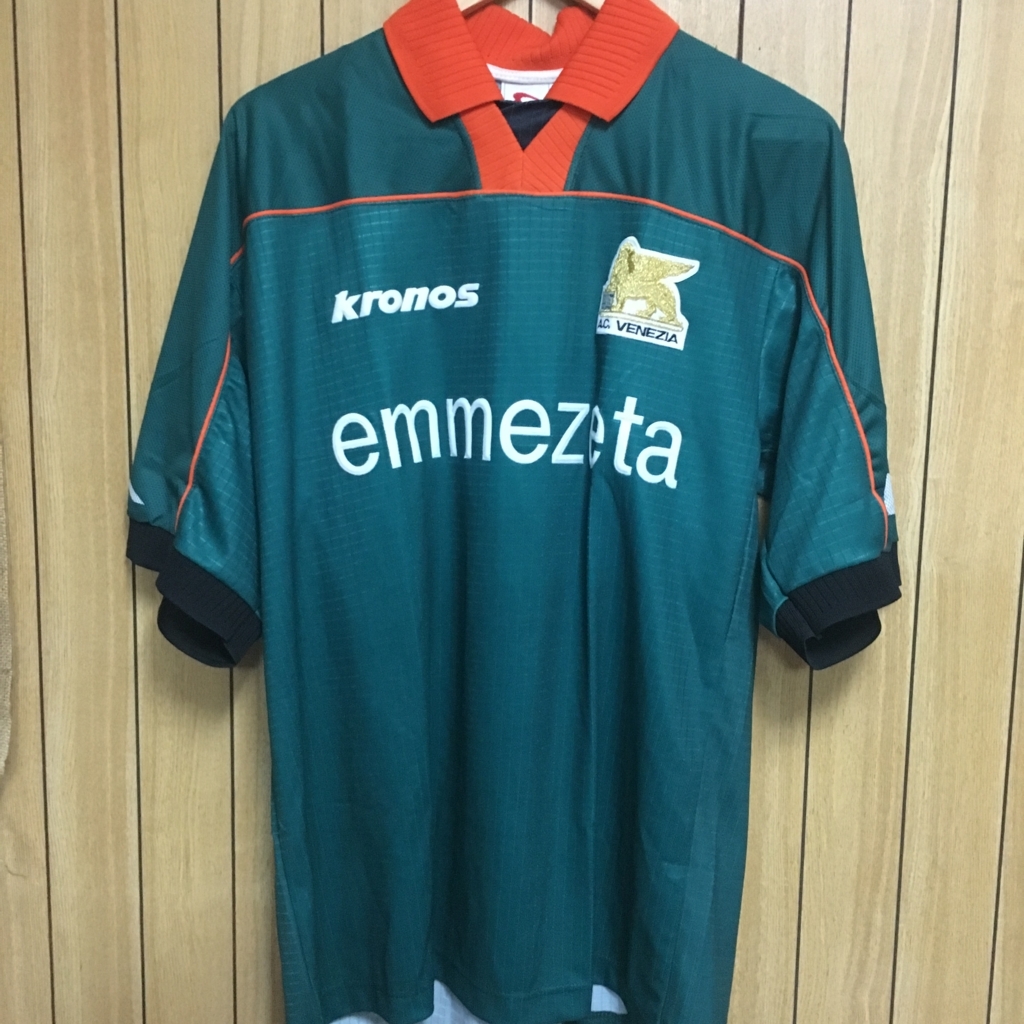 サッカー サイン入りユニフォームコレクション ツギドコ