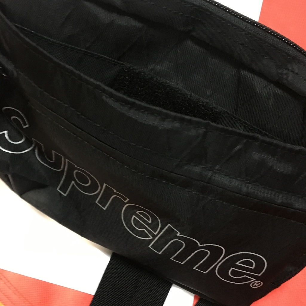 Supremeのショルダーバッグを買いました - ツギドコ