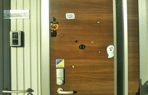 ハロウィン仕様の玄関