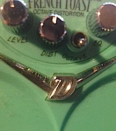 Danelectro ''French Toast DJ-13'' - Nobuの日々のギターとか音楽ネタ