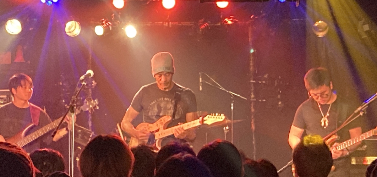 Greg Howeの日本公演を観てきました。 - Nobuの日々のギターとか音楽 