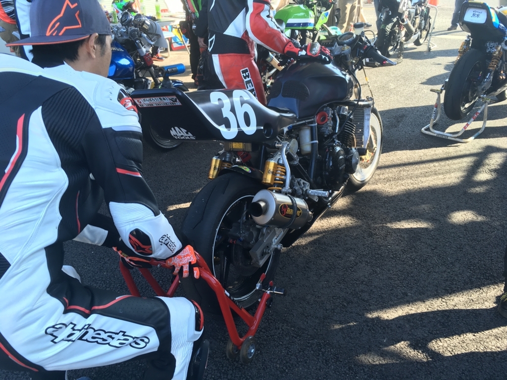 f:id:ngxyh754:20171204001326j:plain