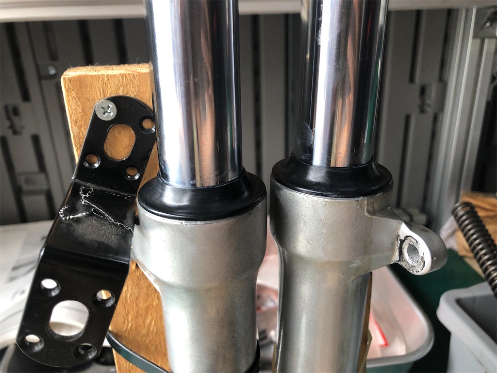 モンキーR フロントフォーク整備② - バイクのある景色