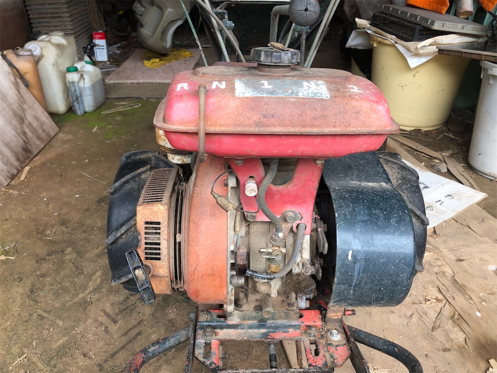 【4】1 ☆ガソリンエンジン☆ 三菱 G710L 動作確認済 7馬力 左回転 燃料タンク凹みあり 1012 ☆ガソリンエンジン☆ 三菱 G710L 動作確認済 7馬力、左回転