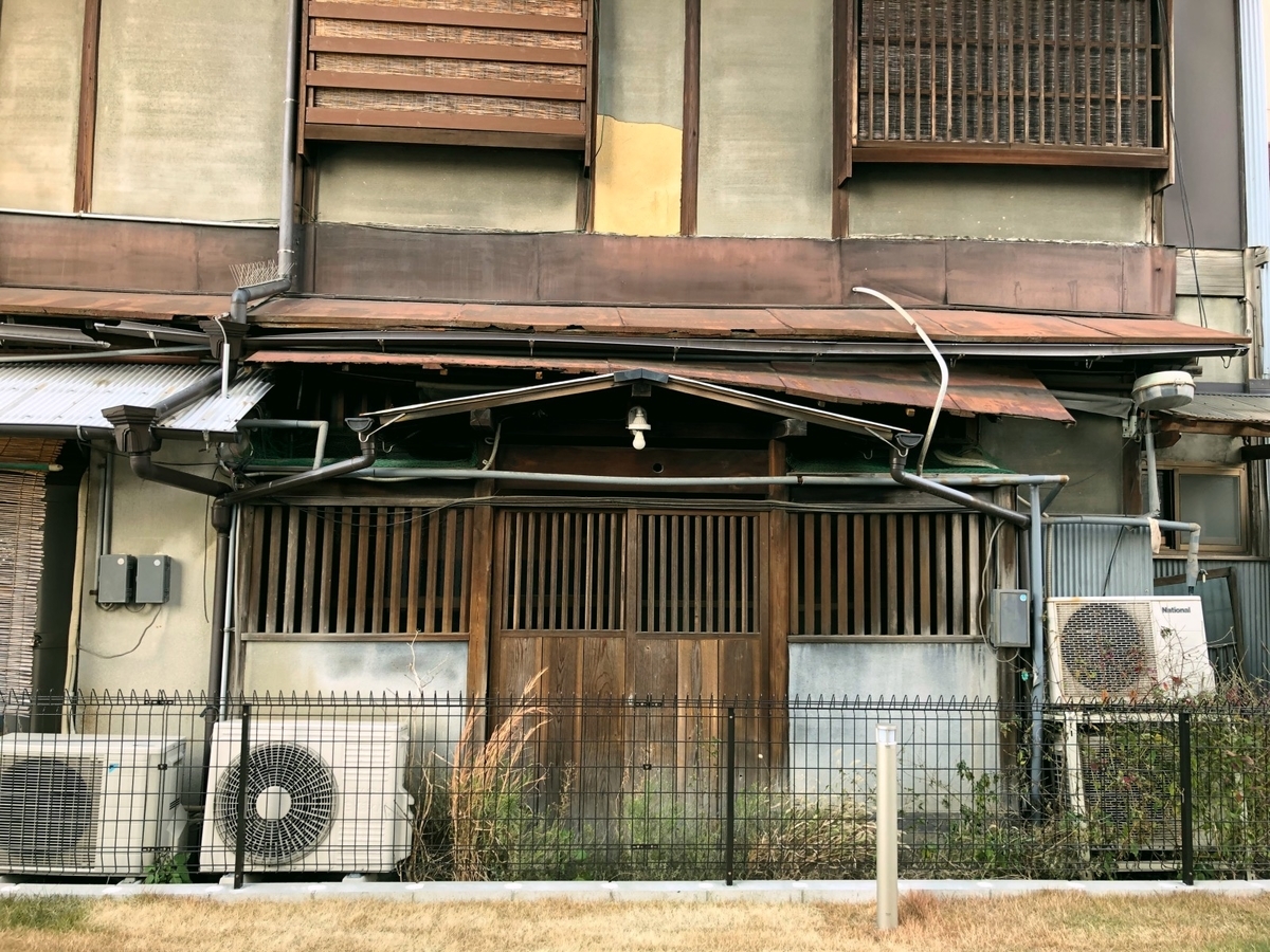 遊郭建築裏口image