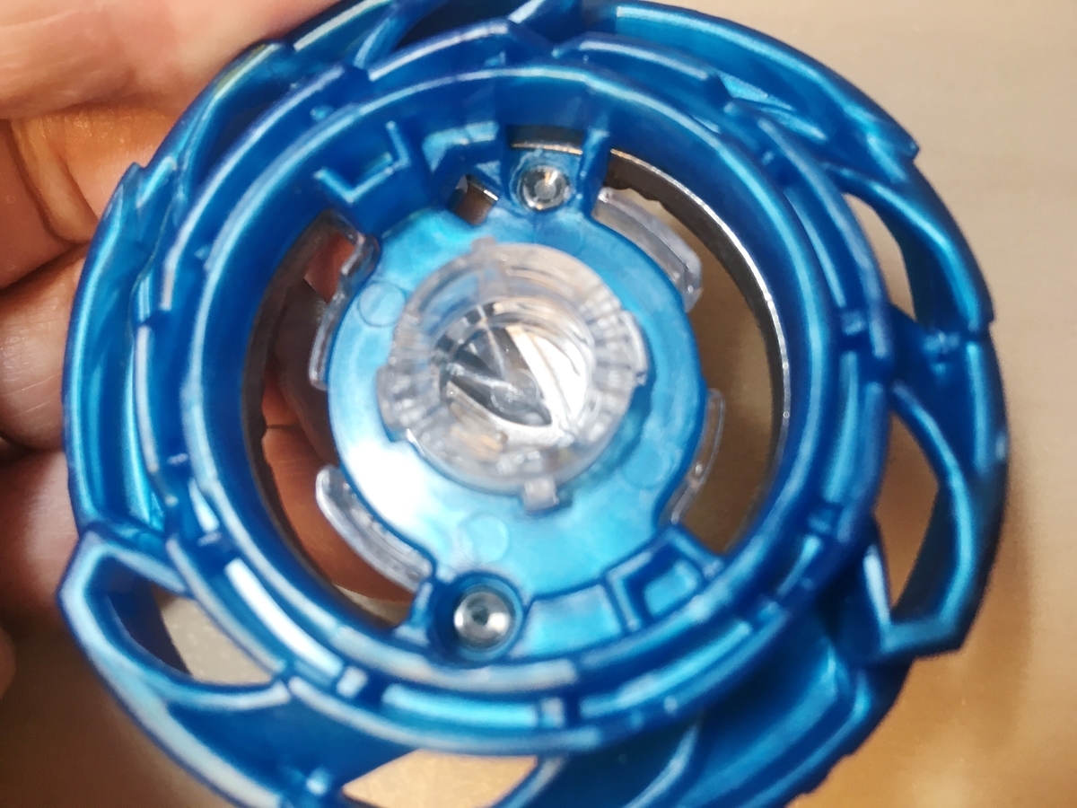 ベイブレードバースト エアナイトがリアルバースト せがれとベイブレード