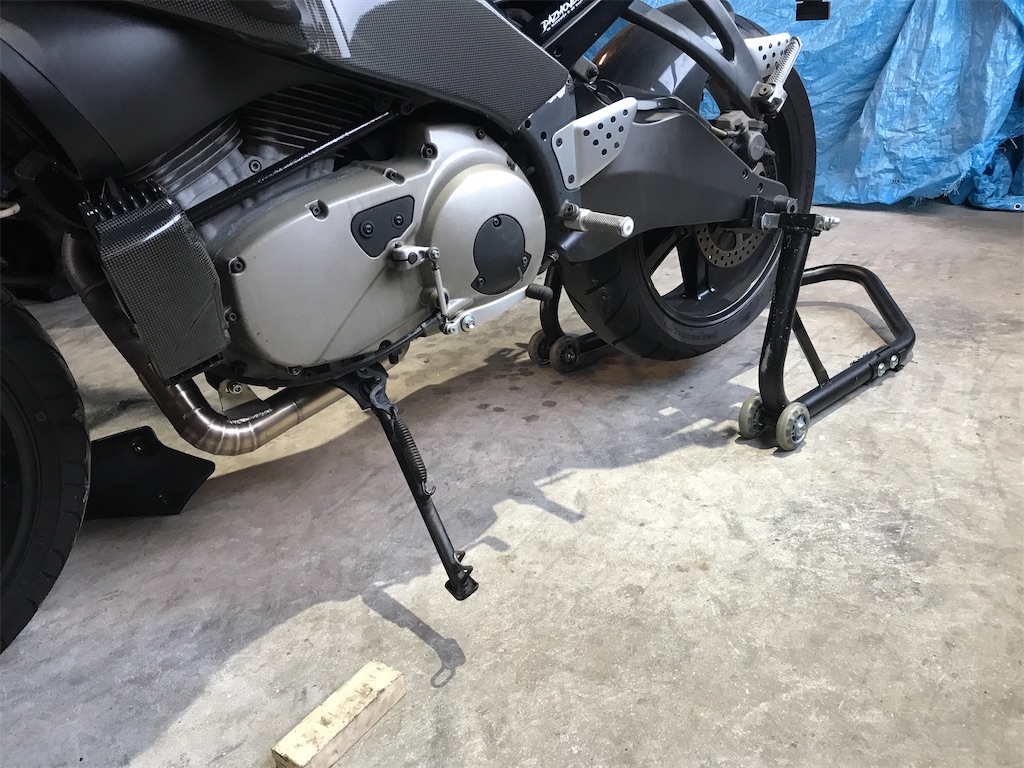 buell xb ビューエル チンスポイラー取り付け 2 - 車とバイクの趣味ブログ