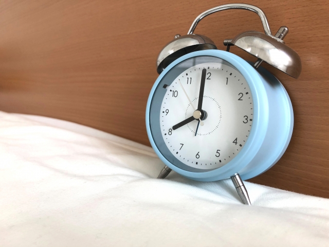 時計のカチカチ音がうるさいときにできる対策方法 - 防音DIY