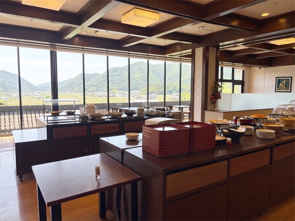 店内入ってすぐの見渡した景色