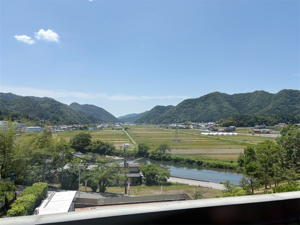 ランチを食べる席からの外の景色